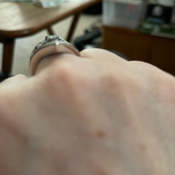 Sterling Silver Onyx and Rhodolite Ring - size 8 - Picture 3 of 8